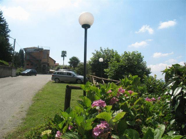 Albergo Ristorante Monterosa Ameno Exteriör bild