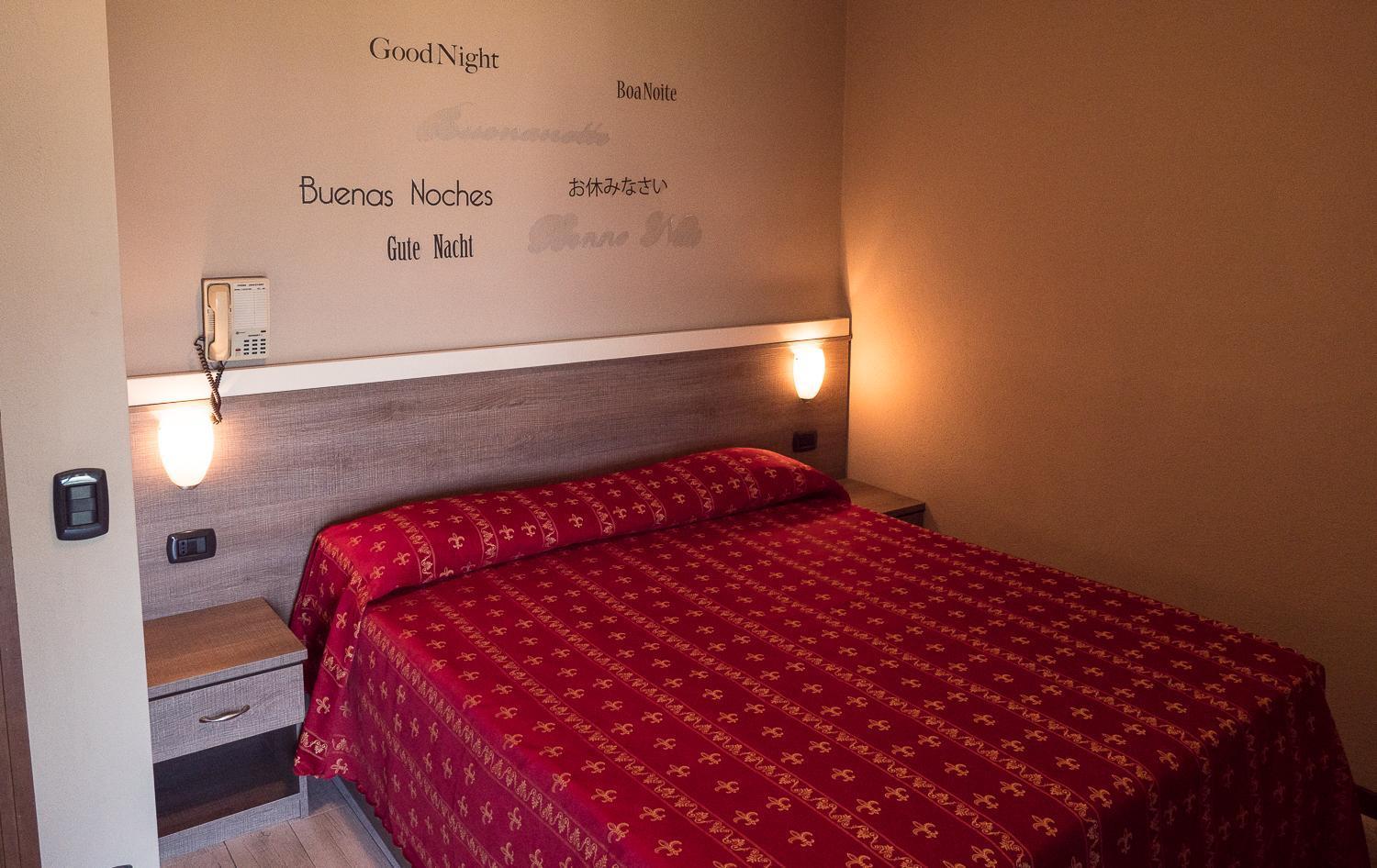 Albergo Ristorante Monterosa Ameno Exteriör bild